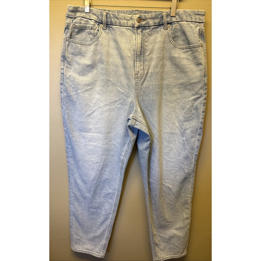 American Eagle Women's Curvy Mom Jeans Sz 18 Stretch High Rise Light Blue Denim